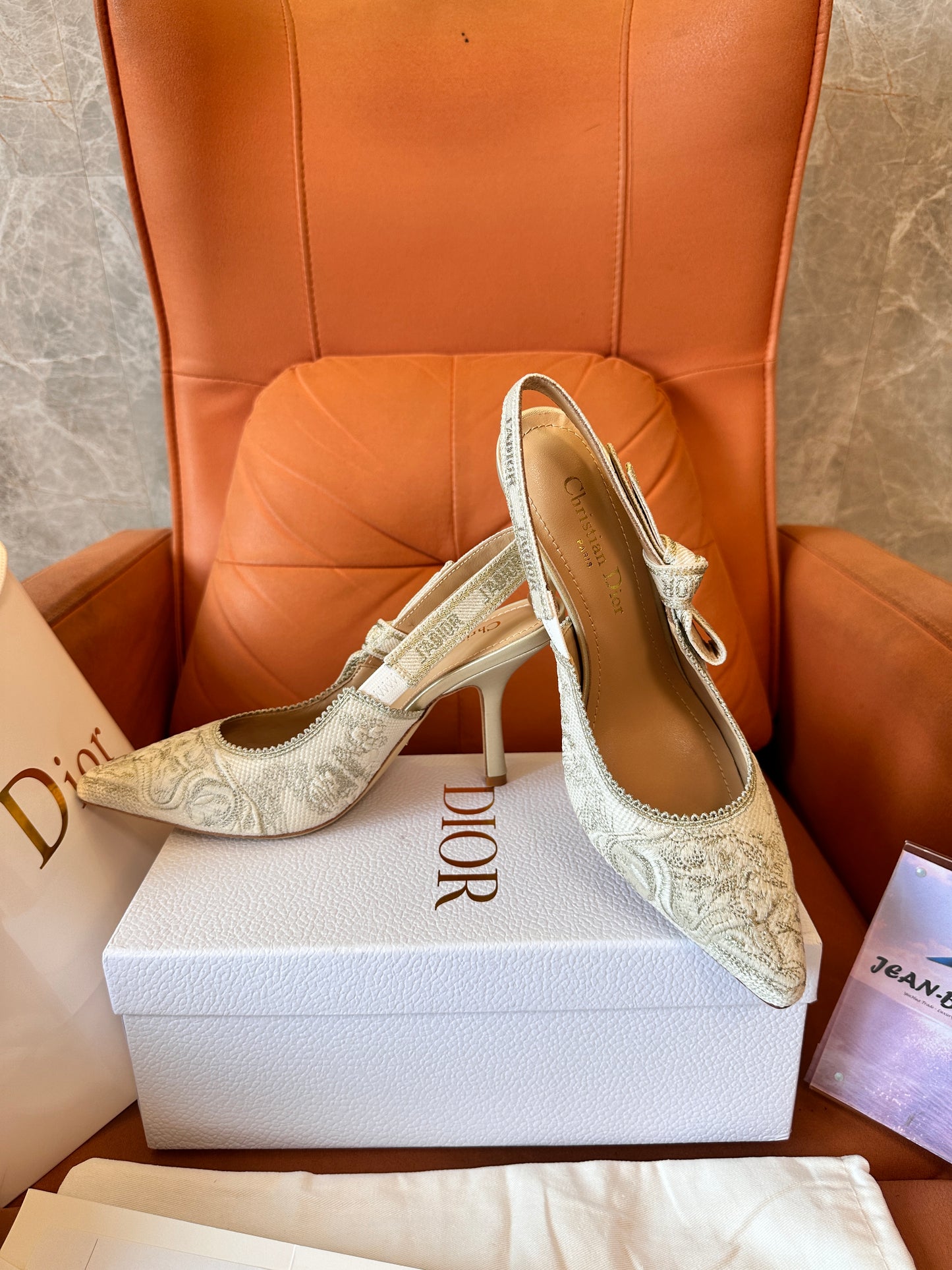 Christian Dior Embroidered Bow Slingback Heels – Ivory