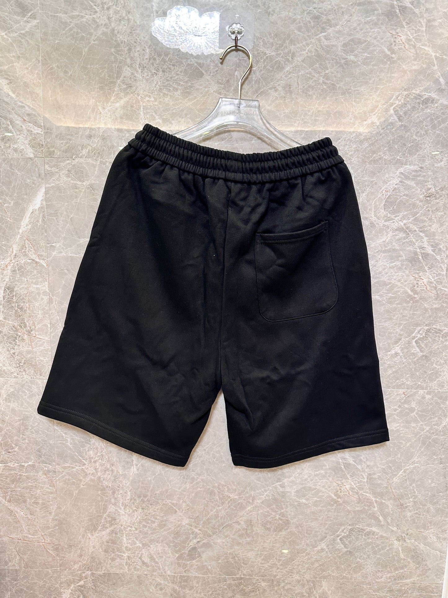 Pantalones cortos unisex de jersey de algodón negro de Balenciaga