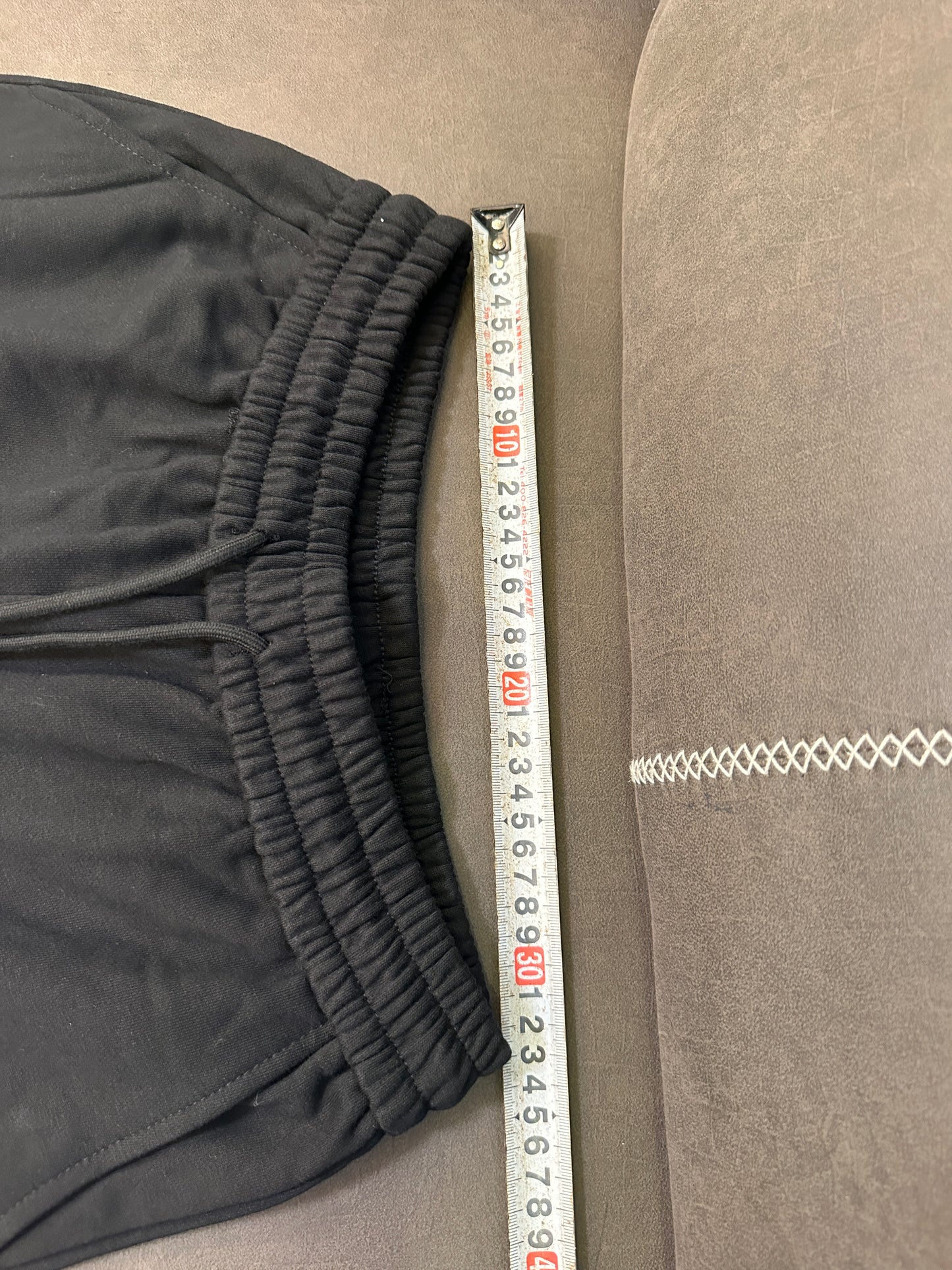 Pantalones cortos unisex de jersey de algodón negro de Balenciaga