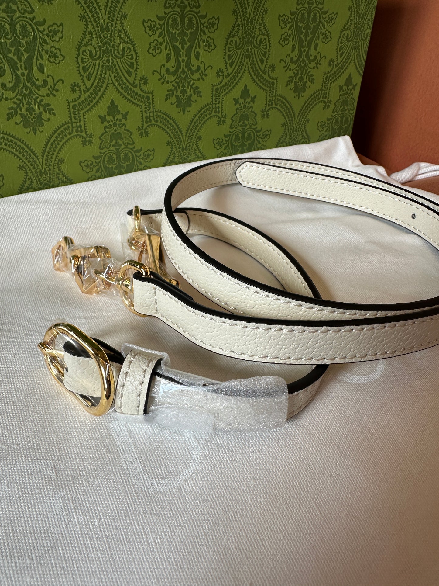 Gucci Ophidia GG Canvas Top Handle Bag – Beige/White