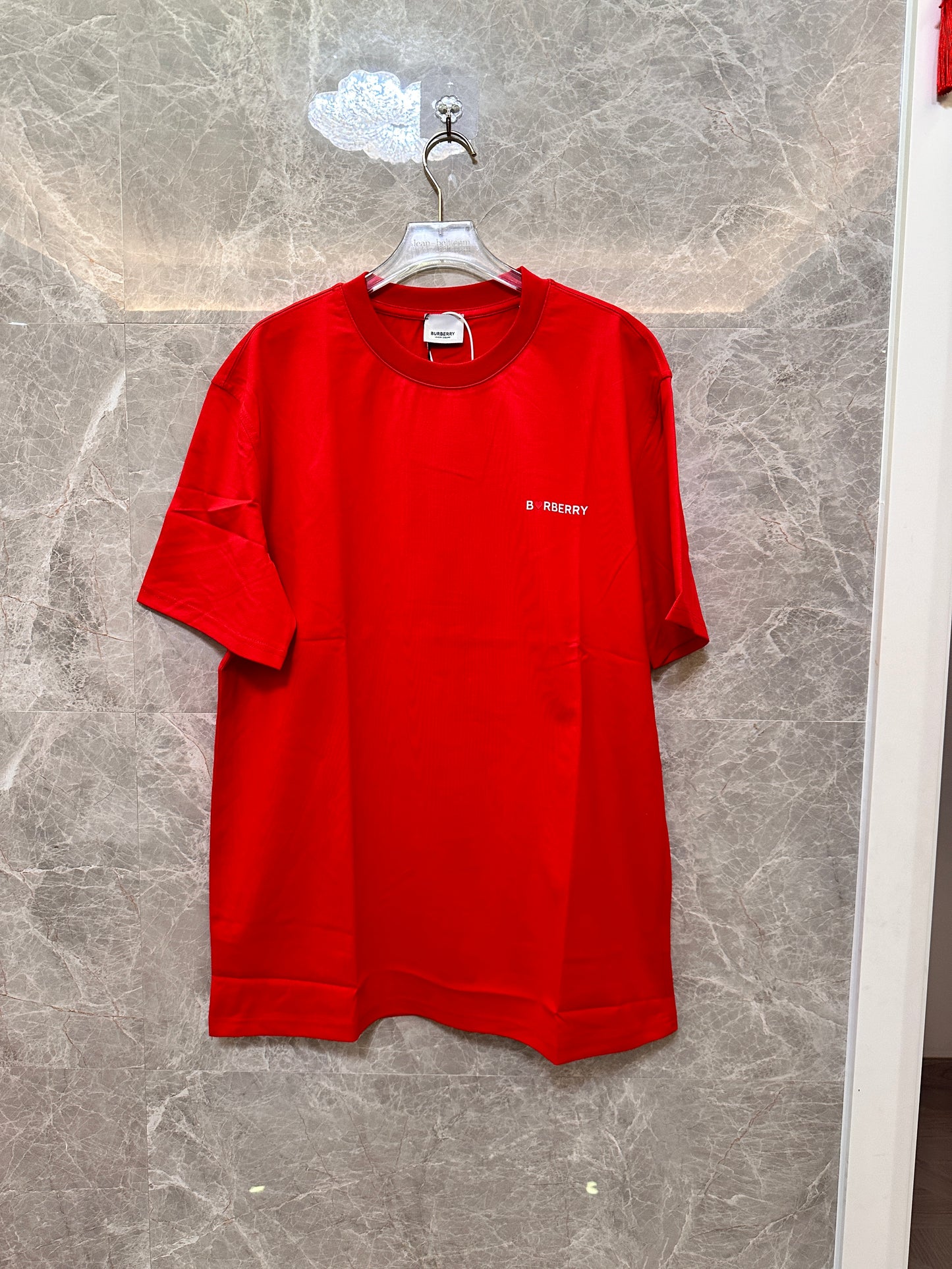Burberry Red Graphic Cotton T-shirt with Equestrian Knight Back Print