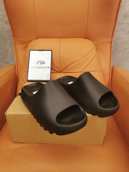 Adidas Yeezy Slide "Onyx"