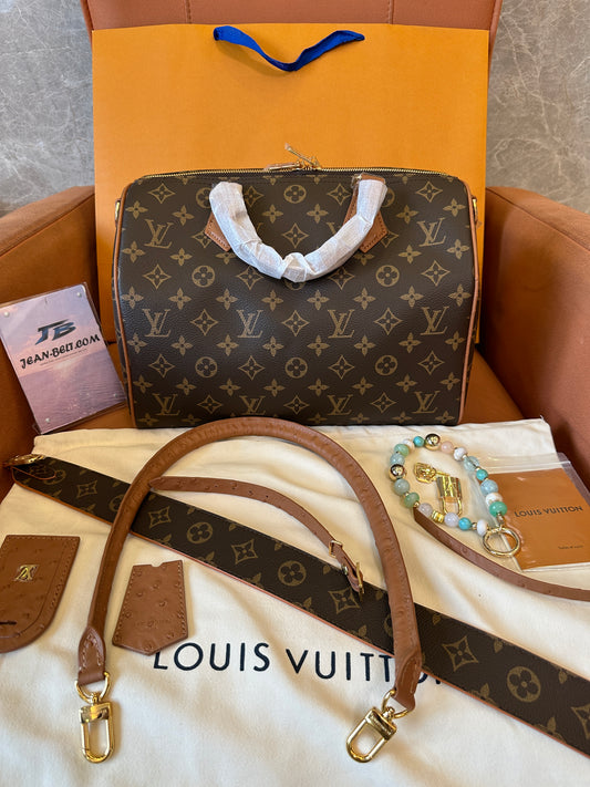 Louis Vuitton Keepall Bandoulière monogram canvas travel bag
