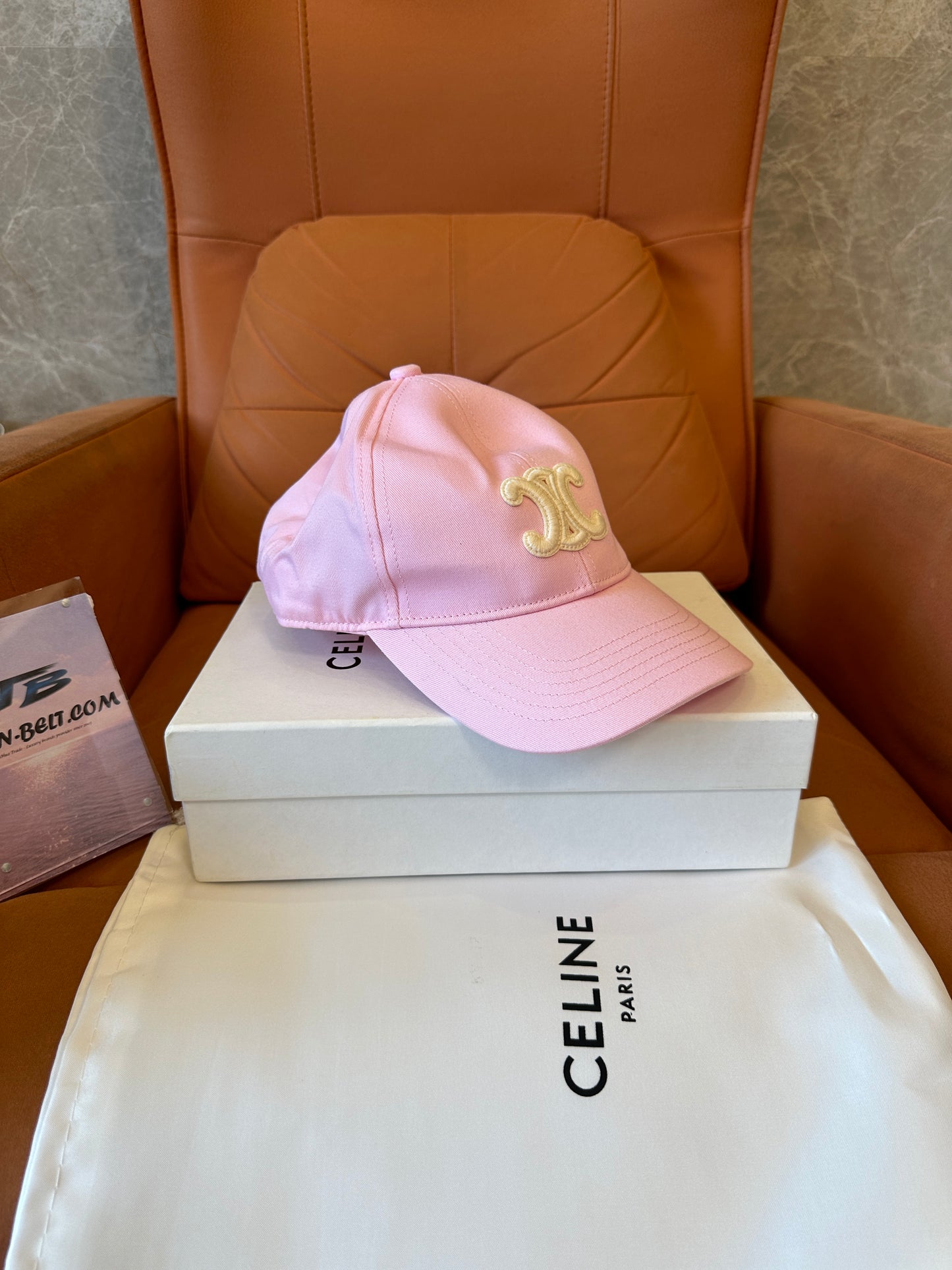 Boné de Baseball Rosa Celine Paris com Bordado