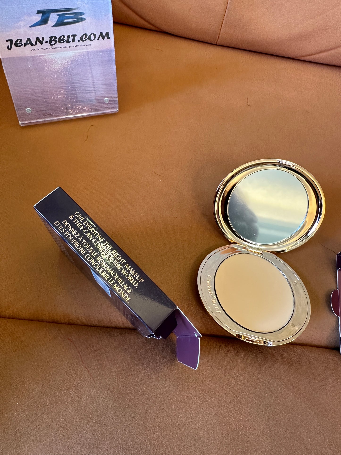 Charlotte Tilbury Airbrush Flawless Finish Pressed Powder