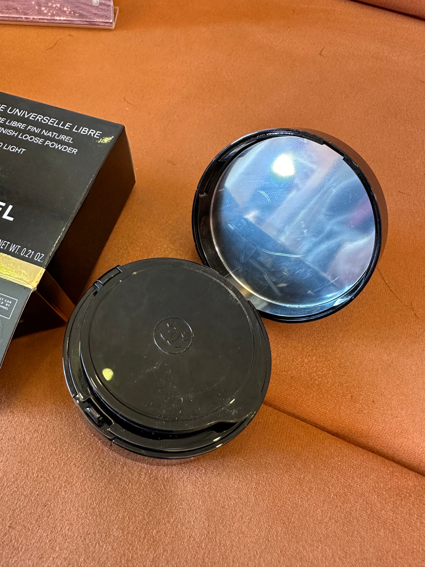 Chanel Poudre Universelle Libre Natural Finish Loose Powder