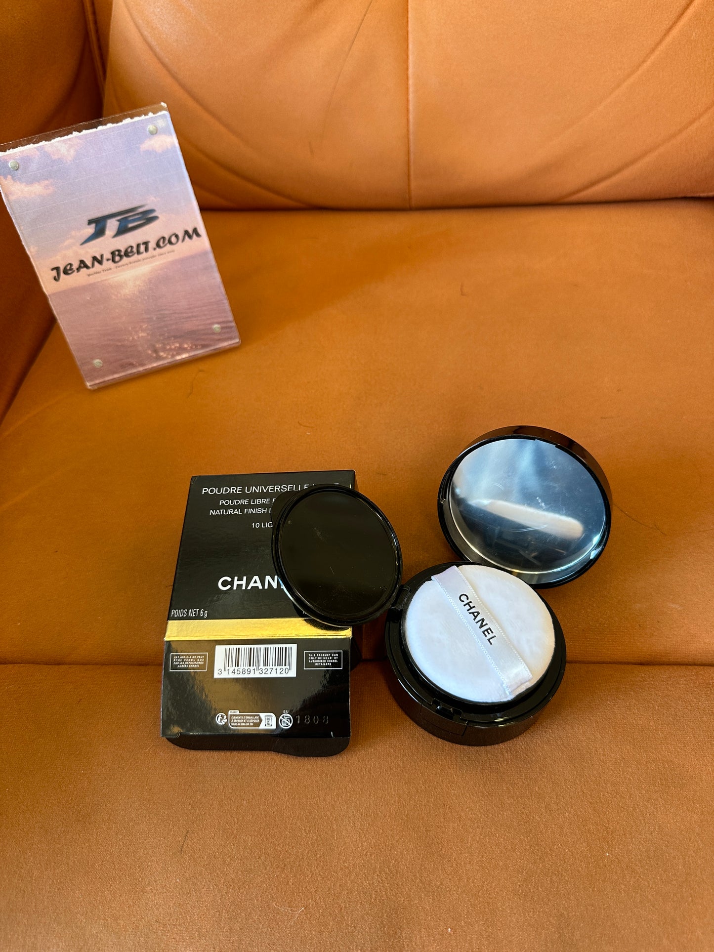 Chanel Poudre Universelle Libre Natural Finish Loose Powder