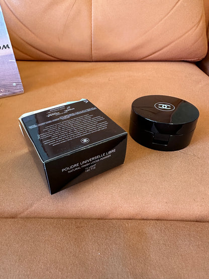 Chanel Poudre Universelle Libre Natural Finish Loose Powder