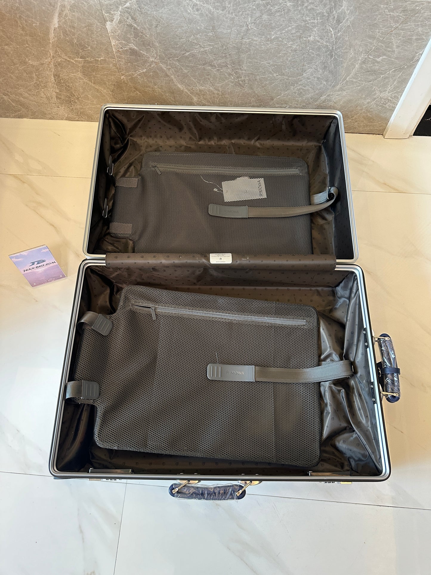 RIMOWA Silver Spinner Suitcase with TSA Lock