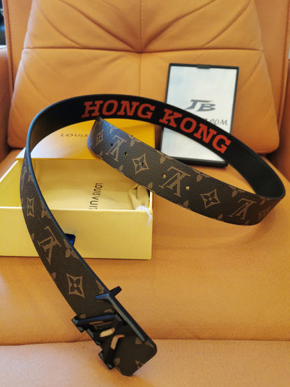 Cinto Louis Vuitton Hong Kong com monograma e fivela LV preta