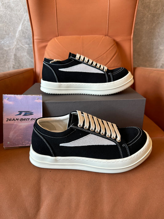 Rick Owens Low Lace-Up Sneaker in Black