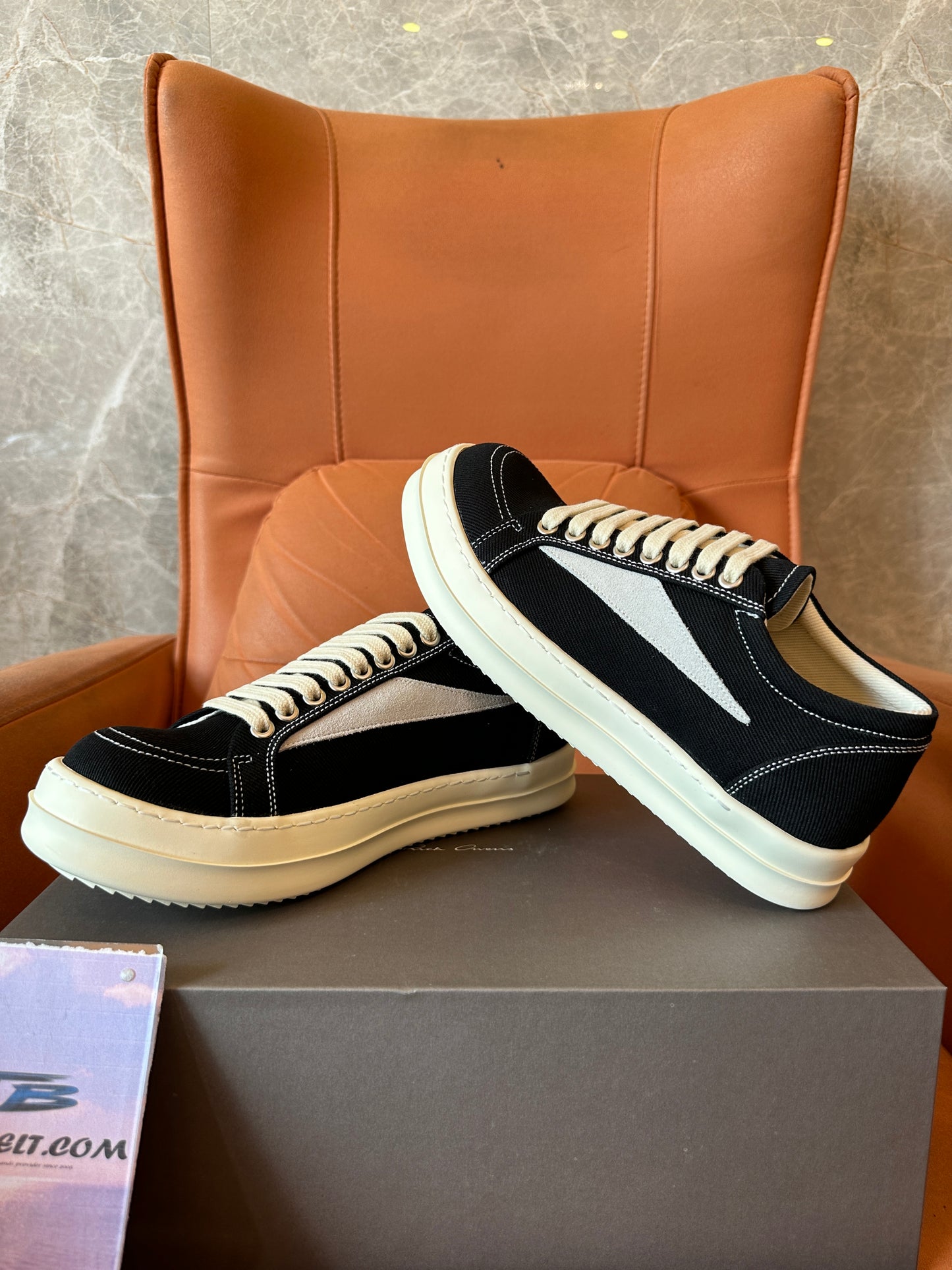 Rick Owens Low Lace-Up Sneaker in Black