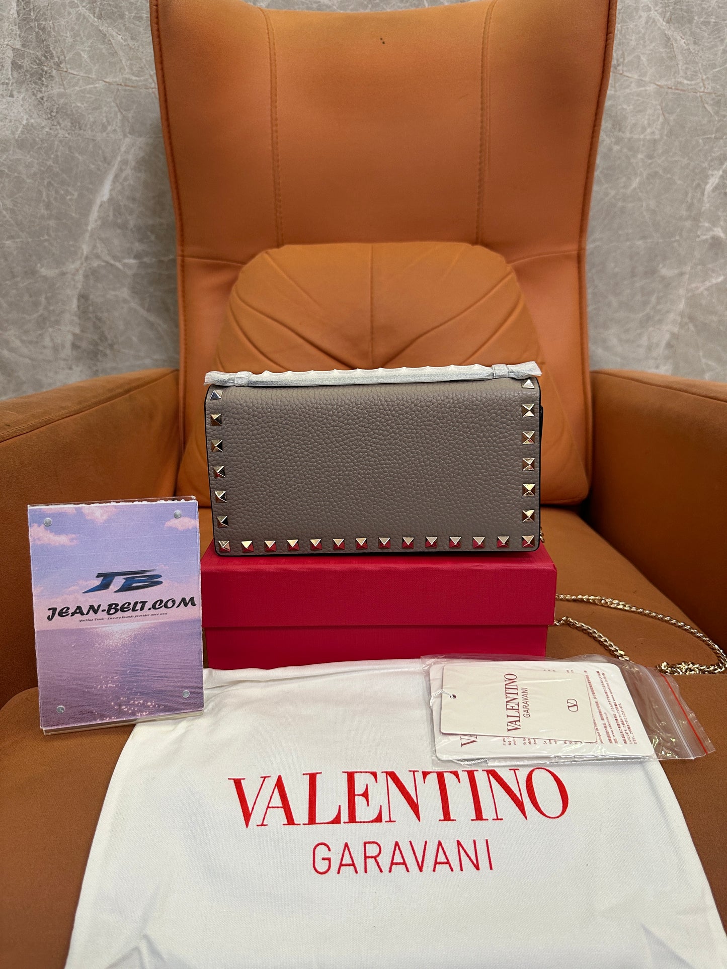 Valentino Garavani Rockstud Small Chain Bag – Grey