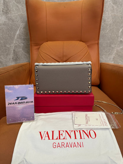 Valentino Garavani Rockstud Small Chain Bag – Grey