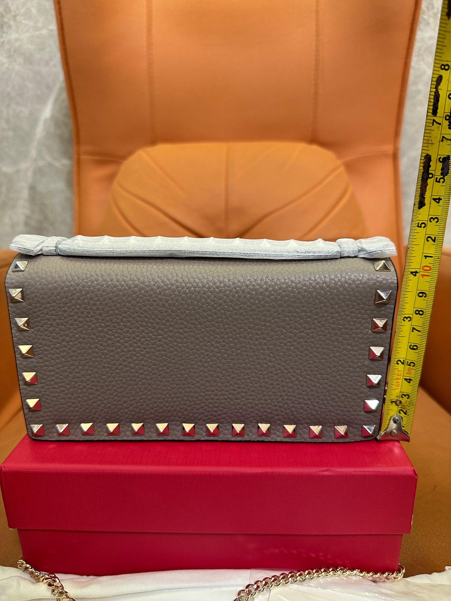 Valentino Garavani Rockstud Small Chain Bag – Grey