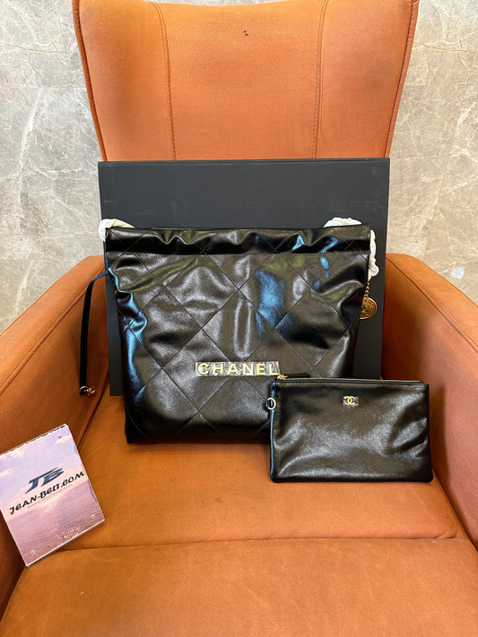 Chanel Quilted Leather Large Shopping Bag with Removable Pouch – Black