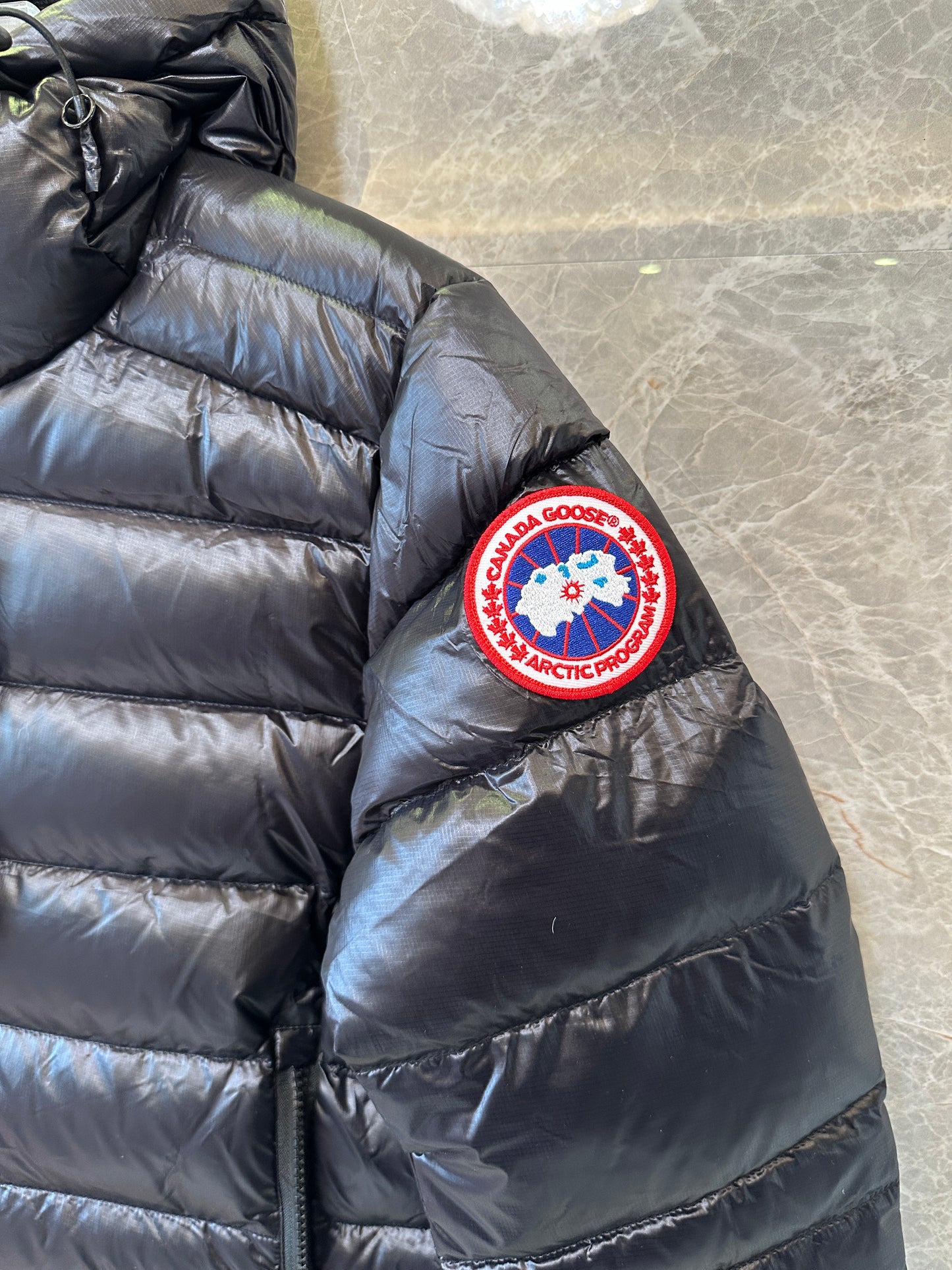 Canada Goose Men’s Black Hooded Down Puffer Jacket Winter Coat