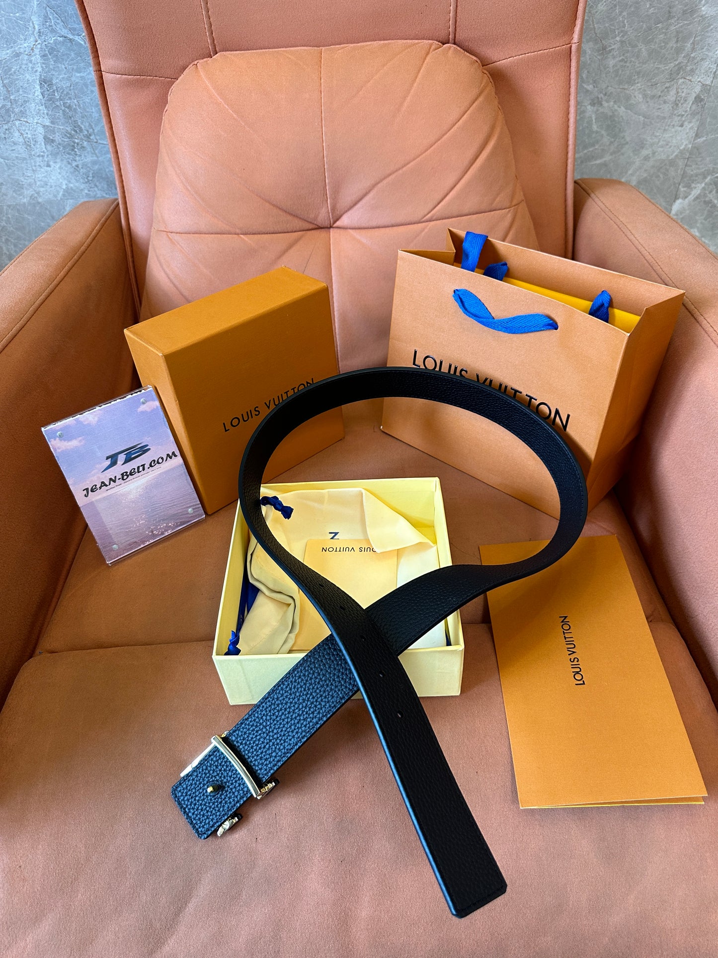 Louis Vuitton LV Buckle Black Leather Belt
