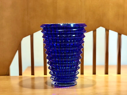 Vaso de cristal azul cobalto da série Baccarat EYE