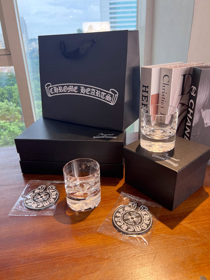 Colaboración Chrome Hearts x Baccarat: Vasos de cristal de edición limitada