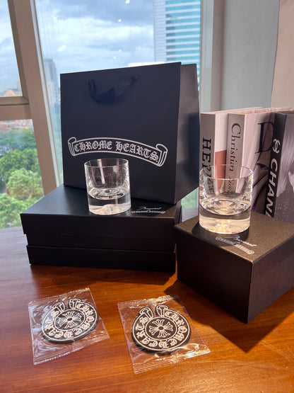Colaboración Chrome Hearts x Baccarat: Vasos de cristal de edición limitada