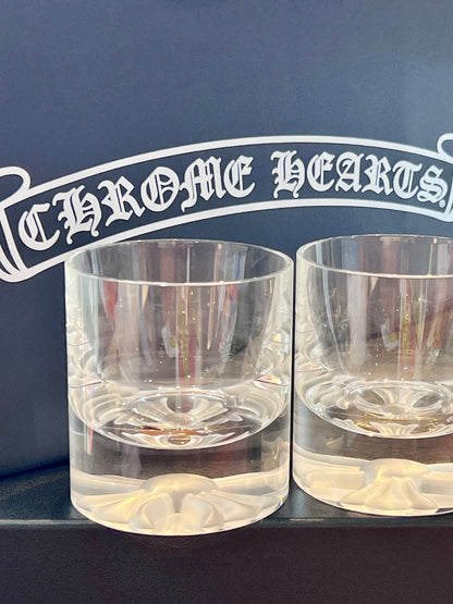 Colaboración Chrome Hearts x Baccarat: Vasos de cristal de edición limitada