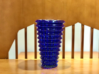 Vaso de cristal azul cobalto da série Baccarat EYE