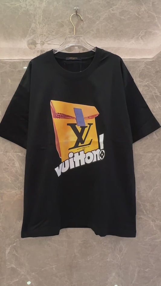 Camiseta negra de Louis Vuitton