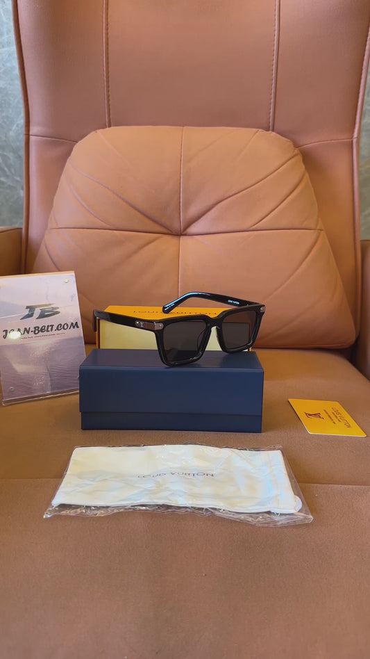 Gafas de sol cuadradas Louis Vuitton LV negras