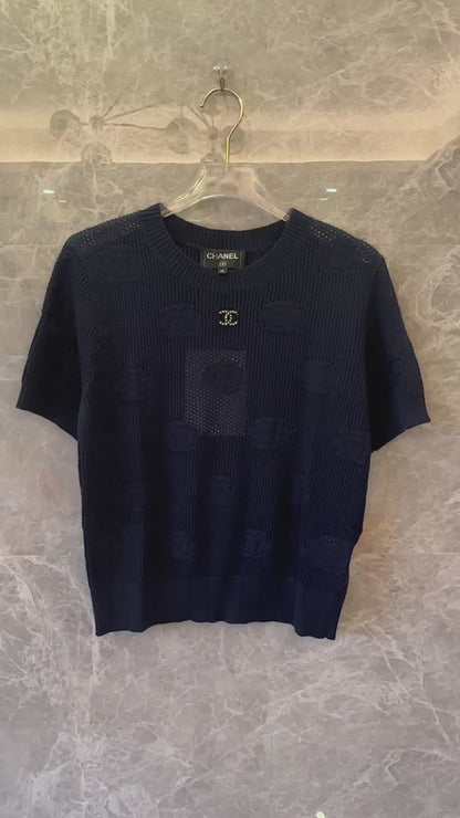 Top en tricot à manches courtes Chanel Camélia